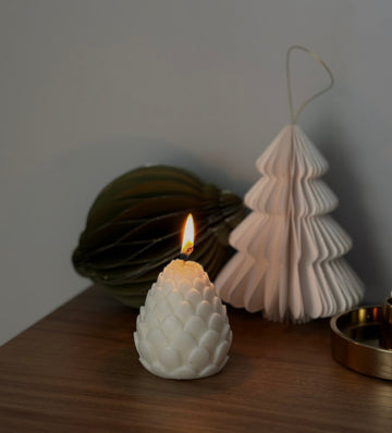 PINE CONE CANDLE