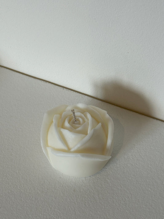 ROSE CANDLE