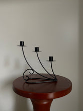 Charger l&#39;image dans la galerie, METAL CANDLE HOLDER WITH 3 CANDLES
